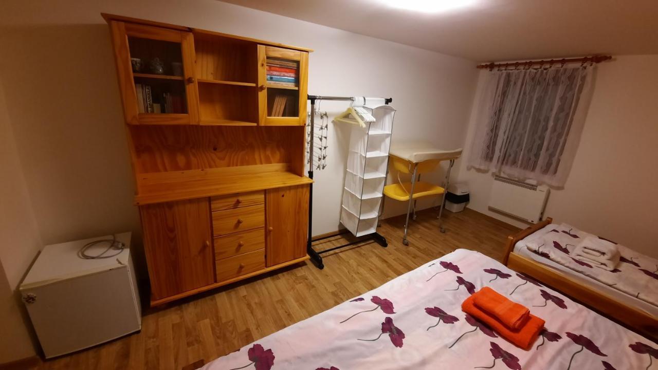 Podkroví v Jihočeském Statku Nemejice Esterno foto