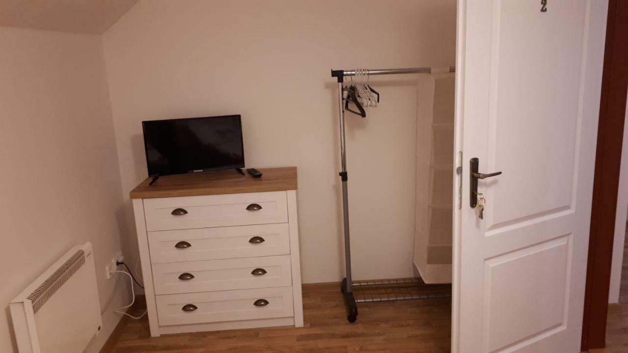 Podkroví v Jihočeském Statku Nemejice Esterno foto